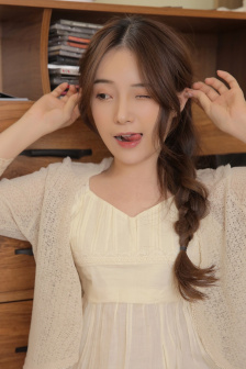 《诱人的秘书》